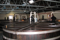 WashbackGlenfiddich hat 24 Stück davon, die zusammen 1.440.000 Liter Destillat fassen