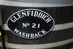 WashbackGlenfiddich hat 24 Stück davon, die zusammen 1.440.000 Liter Destillat fassen